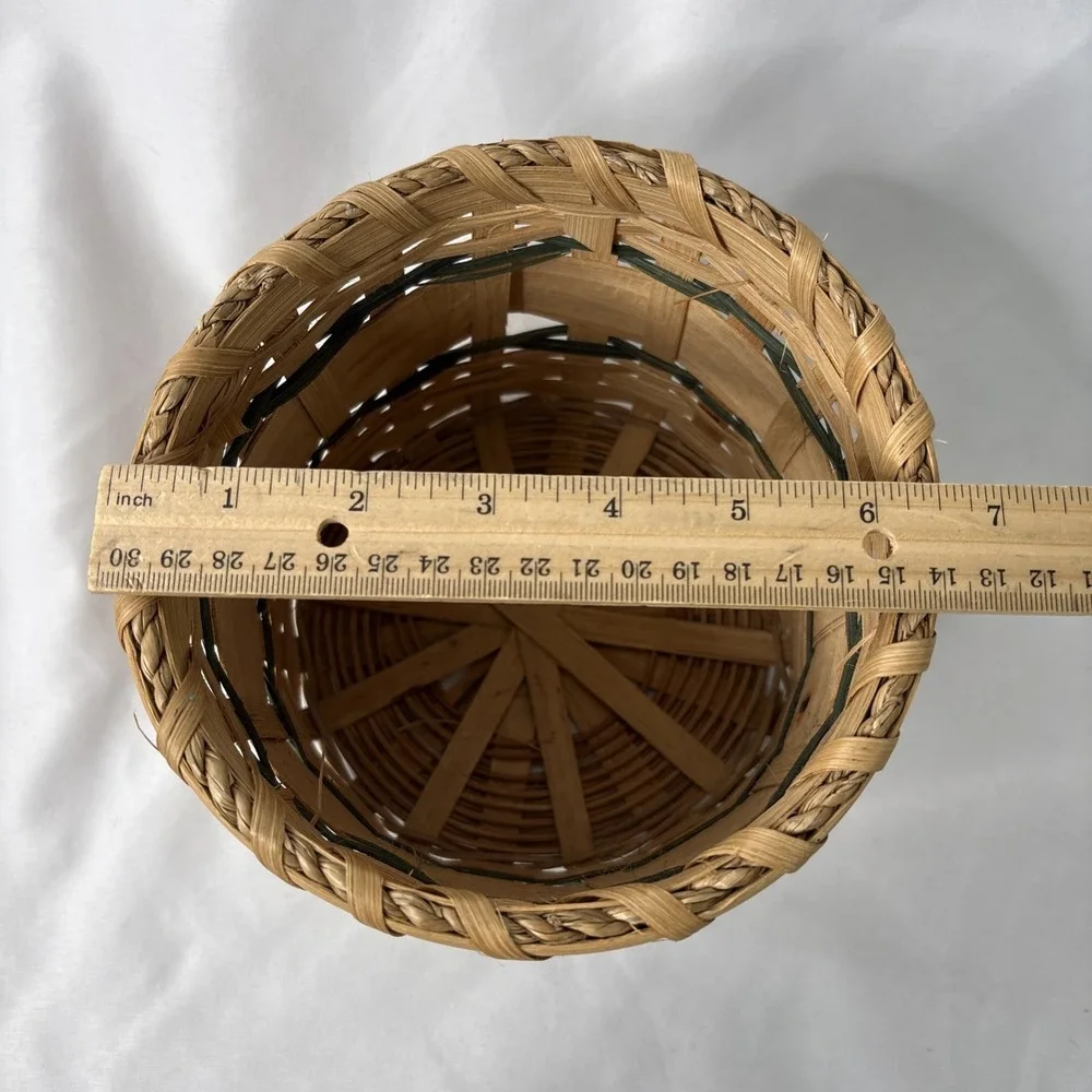 Vtg Cottagecore Woven Wood Apple Baskets w Fabric Patchwork Lids Set Of 2 Rustic